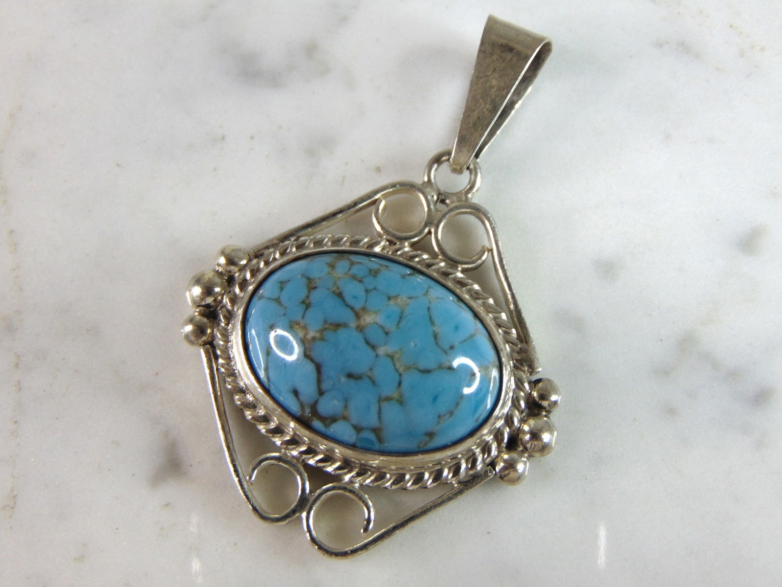 Womens Vintage Estate Sterling Silver Turquoise Pendant (1 of 2)