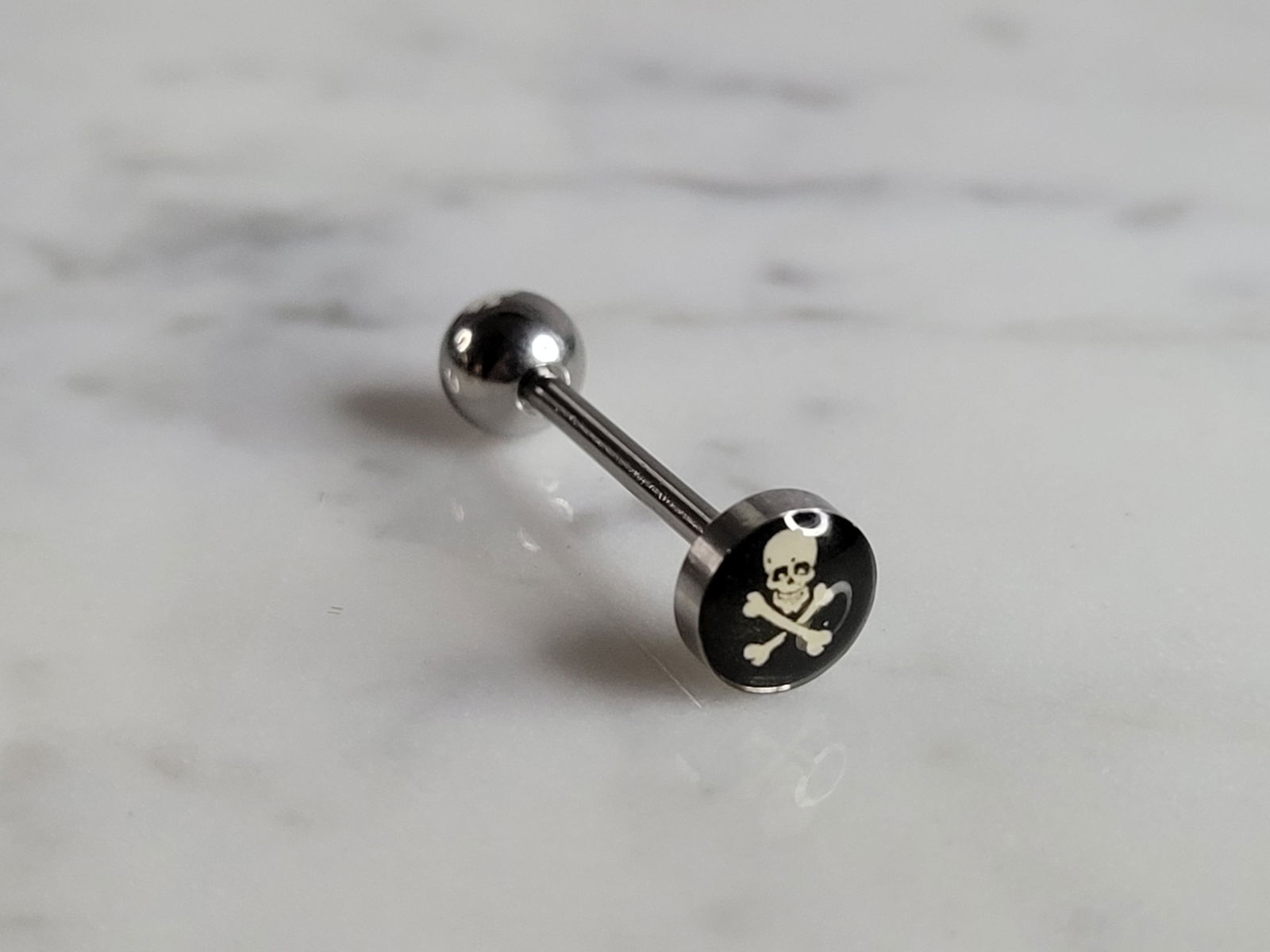 New Surgical Steel Goth Skull Bones Nipple Ear Tongue Piercing Barbell (1 of 3)