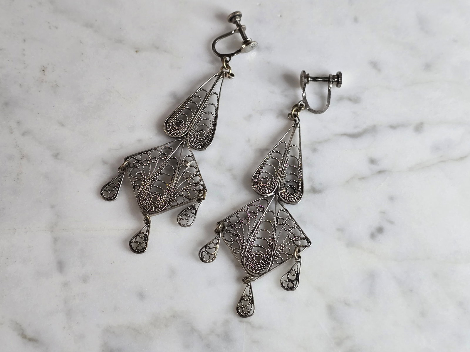 Womens Vintage Estate Sterling Silver Filigree Dangle Earrings (1 of 2)
