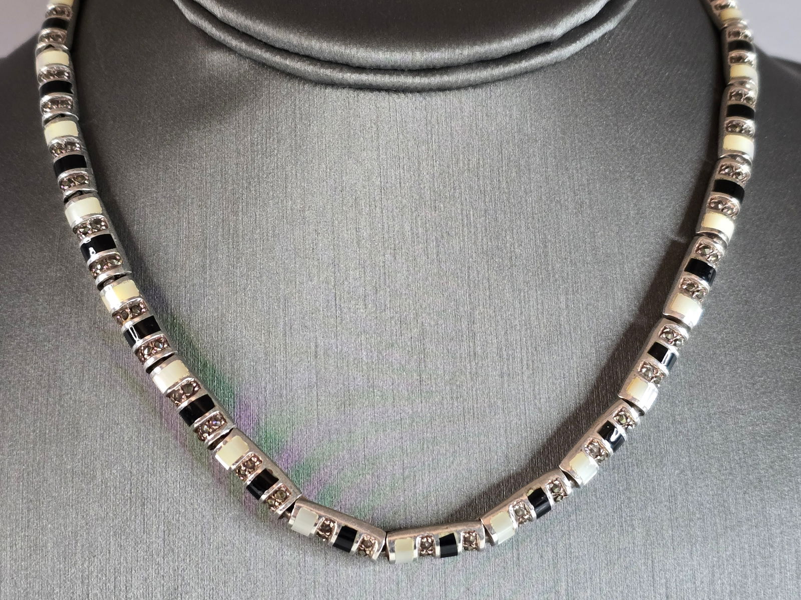 Womens Vintage Estate Sterling Silver Deco Style Necklace (1 of 4)