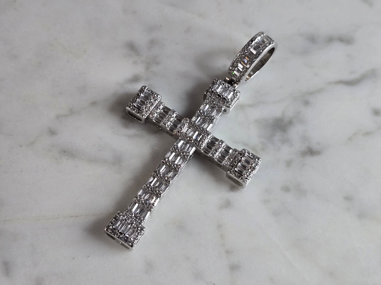 Vintage Estate Sterling Silver Religious CZ Cross Pendant (1 of 3)