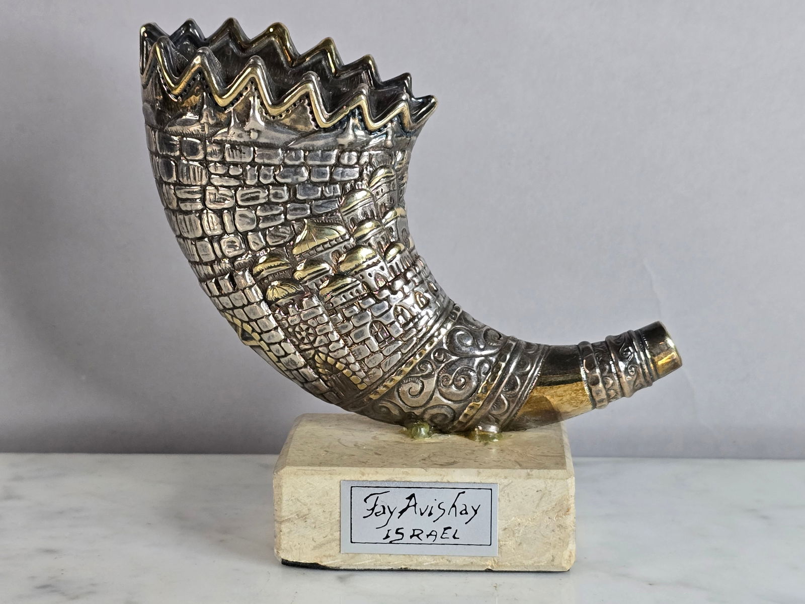 Religious Judaica Art Fay Avishay Israel Sterling Silver Paperweight: A vintage collectible Jewish Judaica sterling silver cornucopia wailing wall Israel Jerusalem paperweight sculpture done by Fay Avishay. Piece measures about 4" tall by 4 1/4" long, and weighs 180.0g