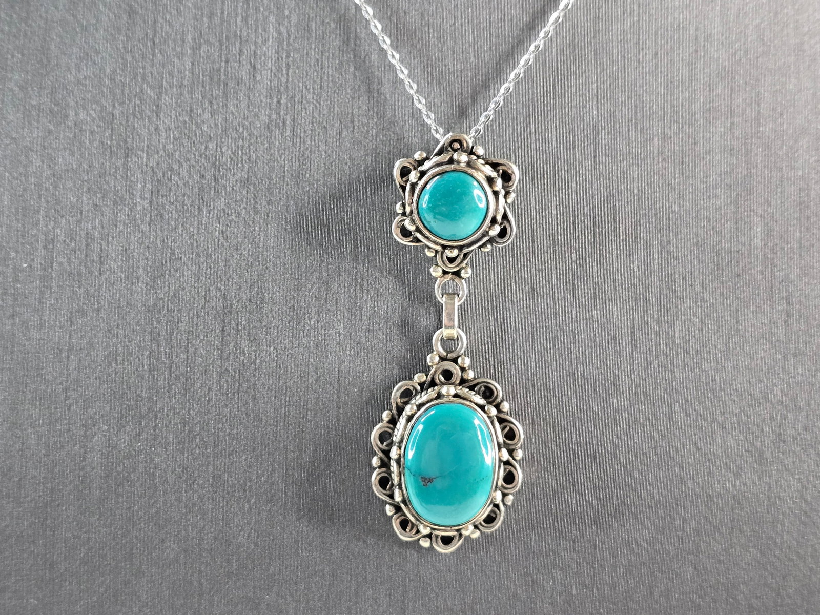 Womens Vintage Estate Sterling Silver Turquoise Pendant & Necklace (1 of 4)