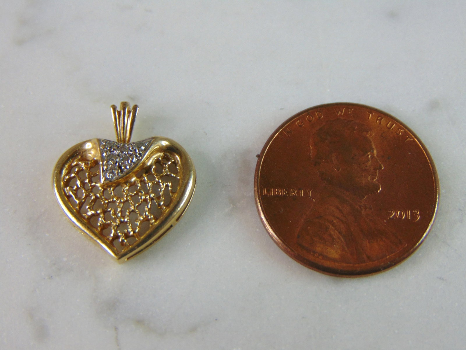 Womens Vintage Estate 14K Yellow Gold Heart Diamond Pendant - 3