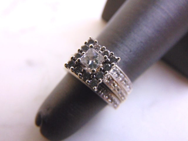 Womens Vintage Estate 14k White Gold Diamond Ring (1 of 4)