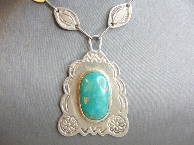 Womens Vintage Sterling Silver Turquoise Necklace (1 of 4)