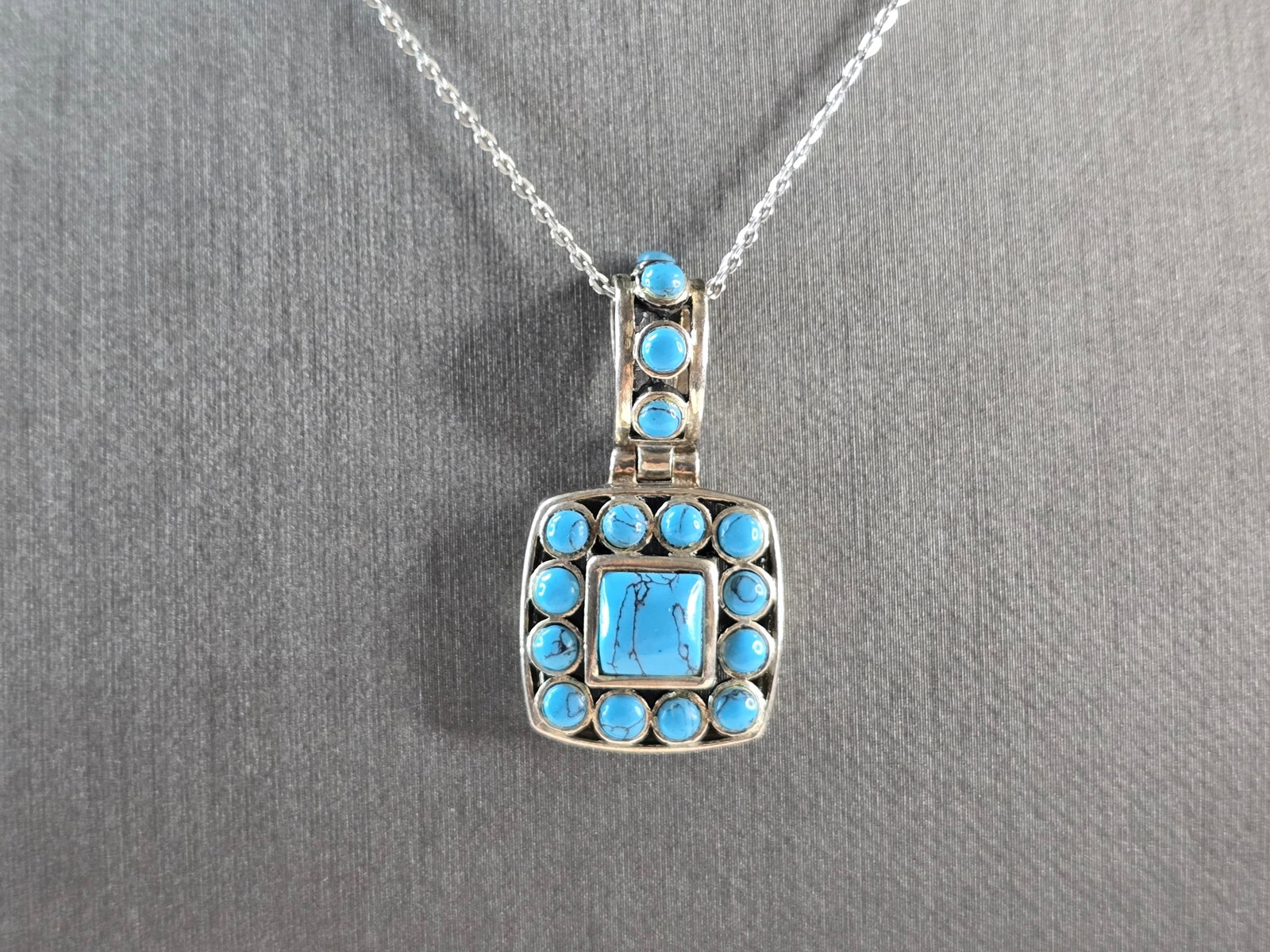 Womens Vintage Estate Sterling Silver Turquoise Pendant & Necklace (1 of 4)