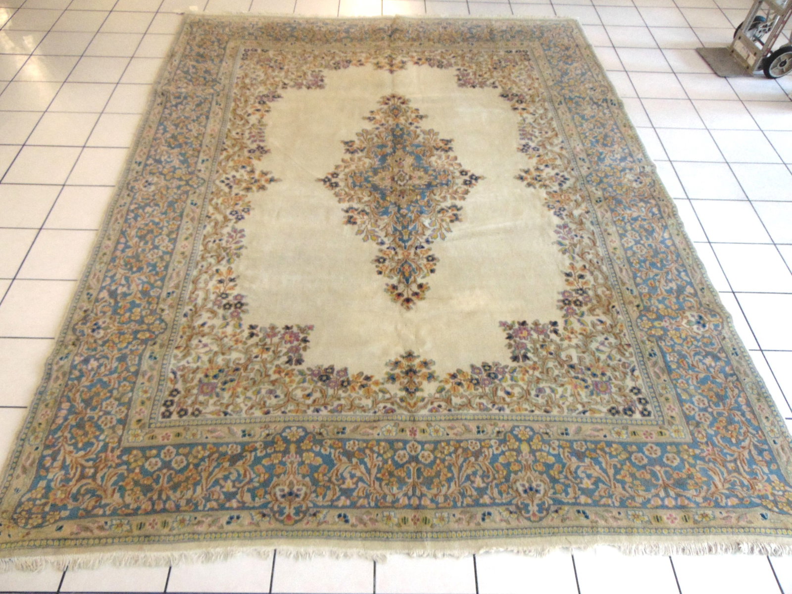 Vintage Estate Decorative Handmade Middle Eastern Rug (1 of 7)