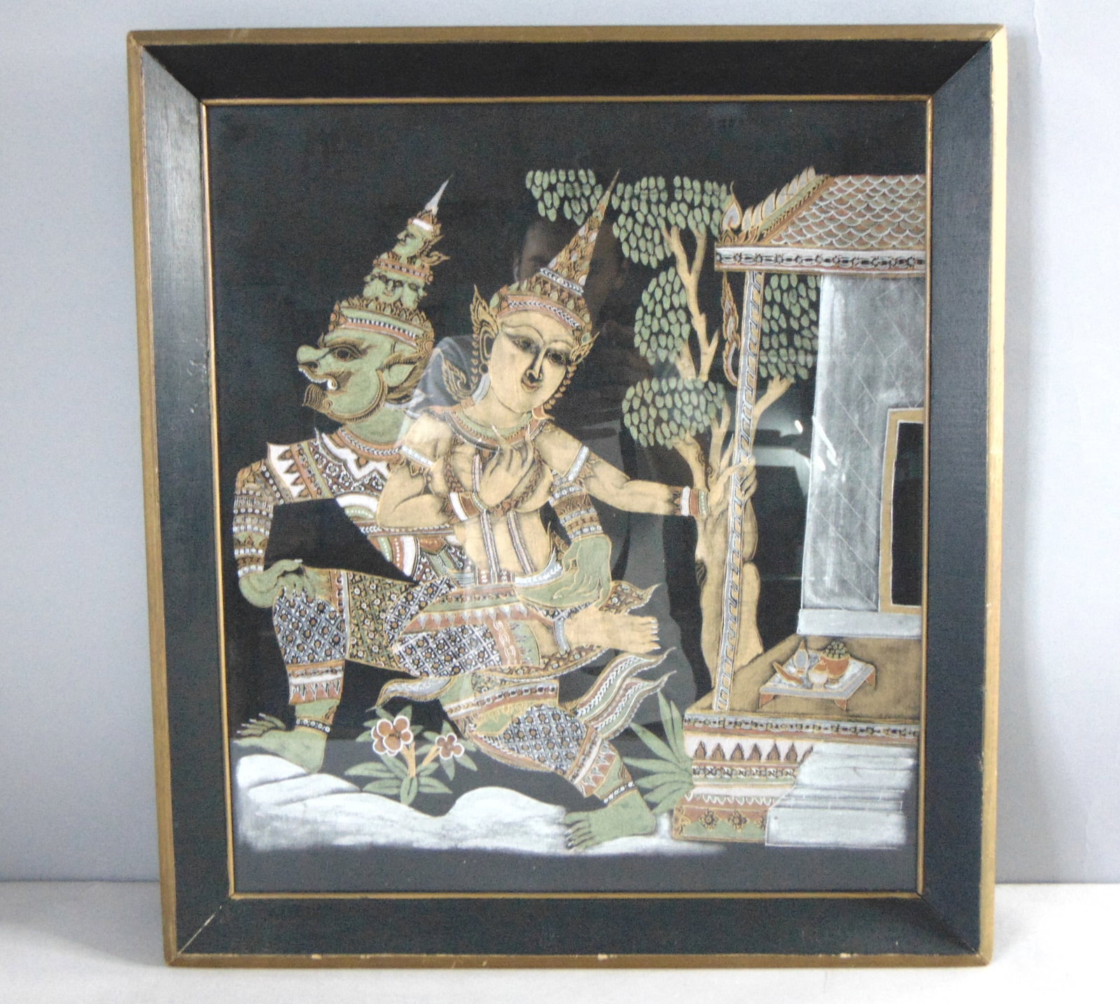 Vintage Estate Framed Linen Hindu Art Print: FOR SALE IS THIS VINTAGE ESTATE FRAMED LINEN HINDU ART PRINT. THE FRAME MEASURES 2 1/2" BY 22 1/2". FRAME HAS SOME MINOR BLEMISHES AS SEEN IN THE PICTURES, WOULD BE BUYING AS IS. ANY QUESTIONS PLEASE
