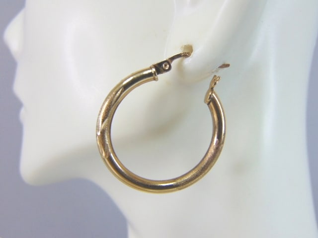 Pr Womens Vintage Estate 10K Gold Etched Hoop Earrings (1 of 4)