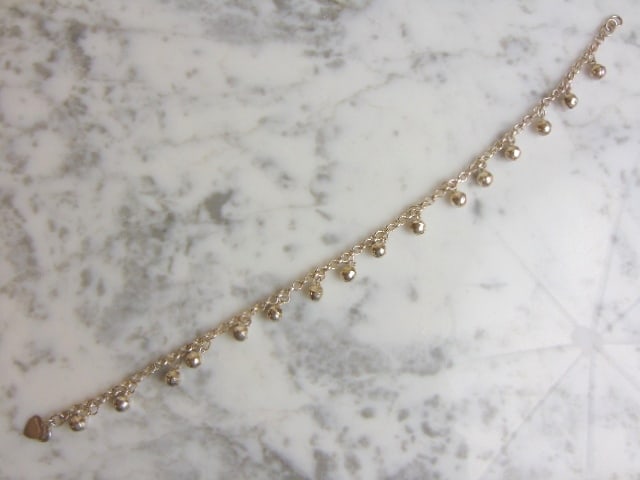Womens Vintage Estate Sterling Silver Charm Bracelet (1 of 3)