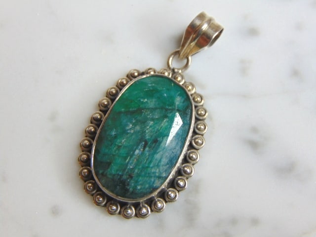 Womens Vintage Sterling Silver Aventurine Stone Pendant (1 of 2)