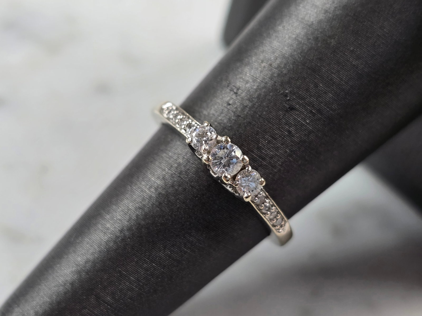 Womens Vintage Estate 14K White Gold Diamond Ring (1 of 6)