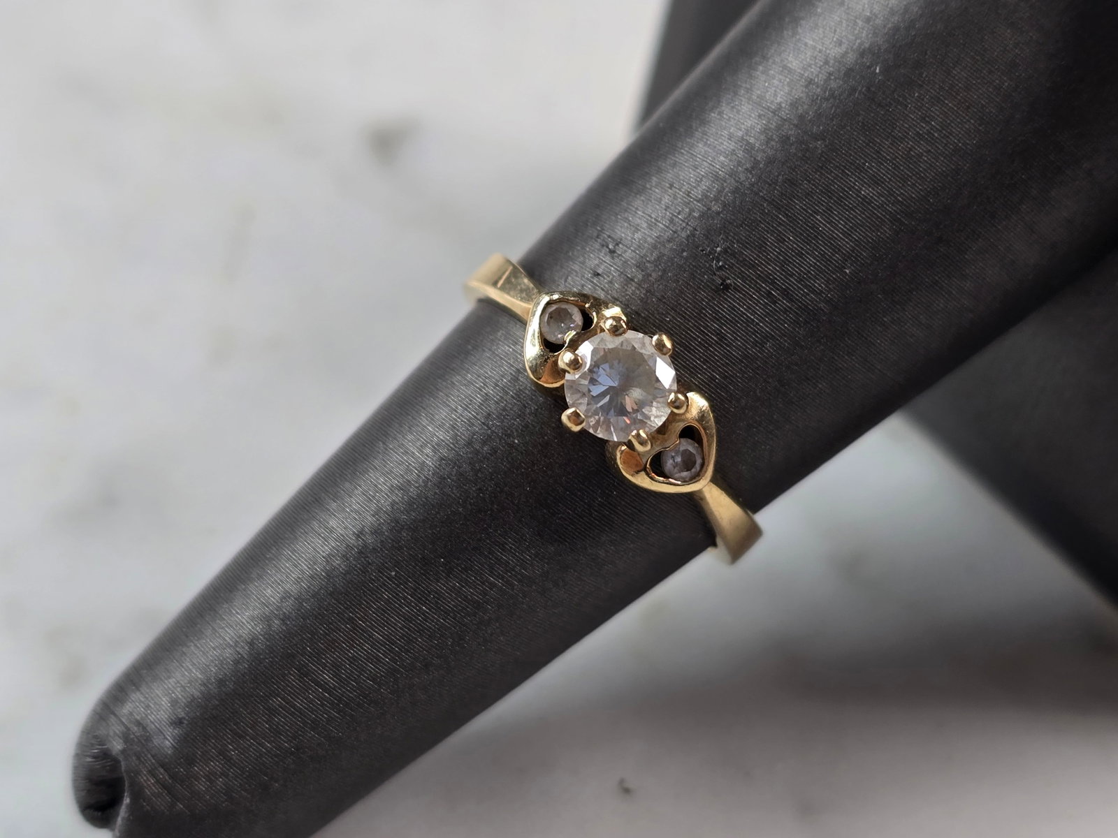 Womens Vintage Estate 10K Yellow Gold CZ Ring (1 of 6)