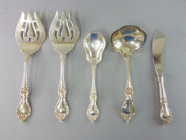 Vintage Lunt Sterling Silver Alexandria Flatware Set - 4