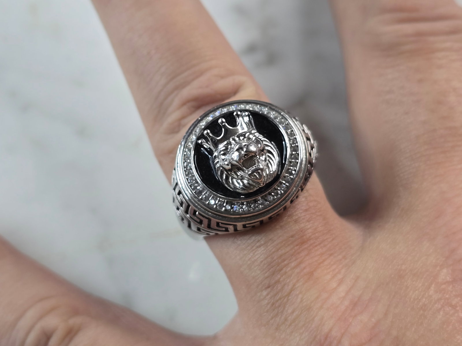 Mens Sterling Silver Lions Head Ring - 5