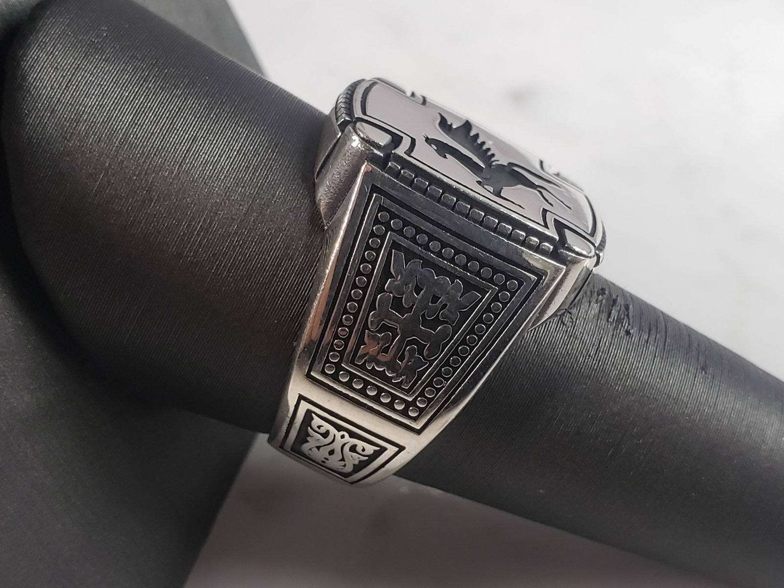 Mens Sterling Silver Pegasus Ring - 2