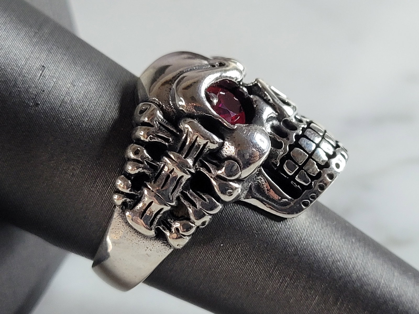Mens Sterling Silver Ruby Eyed Skull Ring - 2