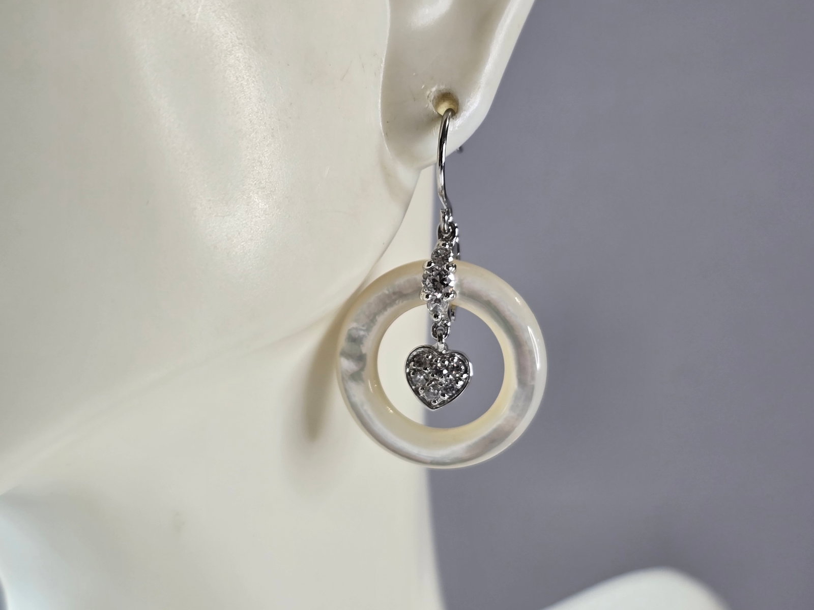 Womens Estate Sterling Silver Mother of Pearl Hoop Heart Earrings