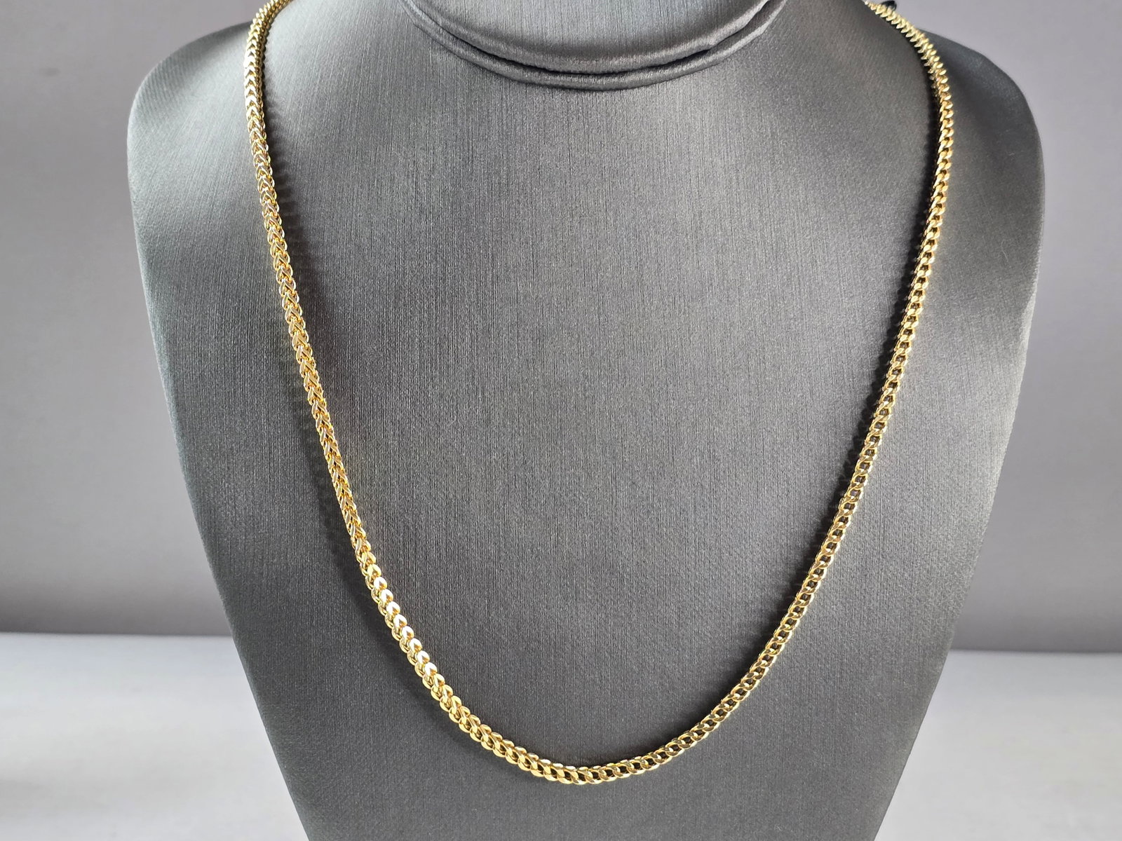 Mens Vintage Estate 14K Yellow Gold Cuban Link Necklace (1 of 4)