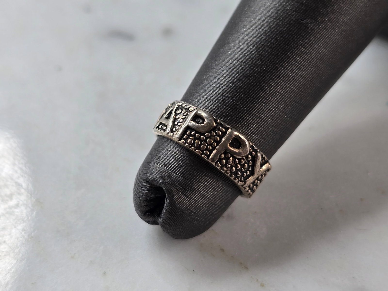 Womens Vintage Estate Sterling Silver "Happy" Toe Ring: FOR SALE IS A LOVELY WOMENS VINTAGE ESTATE STERLING SILVER "HAPPY" RING OR TOE RING. THE RING WEIGHS 1.5g AND IS A SIZE 2.25. THE WIDTH OF THE RING IS 1/4". THIS WOULD MAKE A NICE GIFT FOR THAT SOMEON