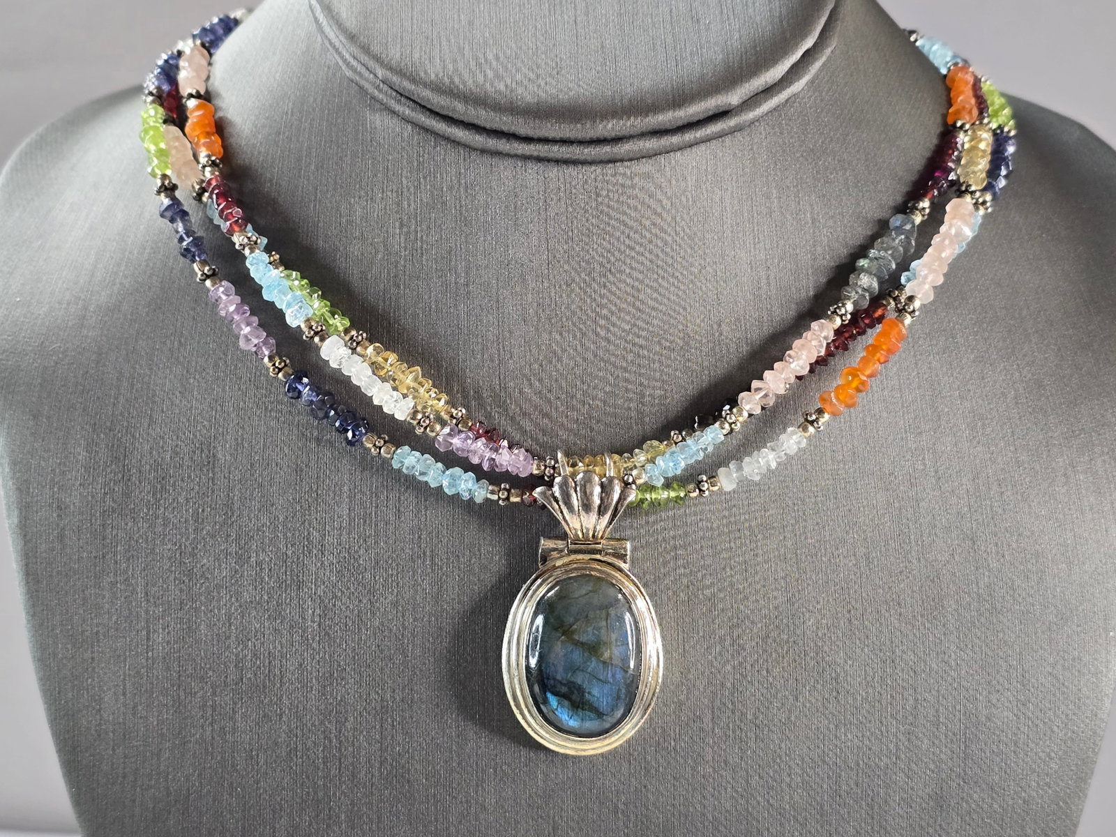 Womens Vintage Sterling Silver Labradorite Pendant Beaded Necklace (1 of 5)