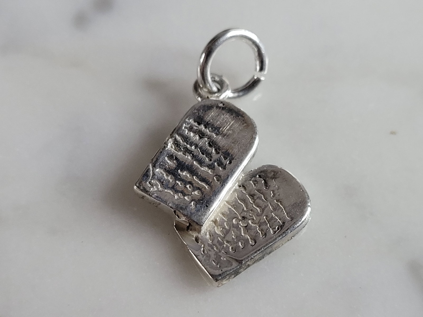 Sterling Silver Jewish Catholic Religious Ten Commandments Pendant (1 of 3)