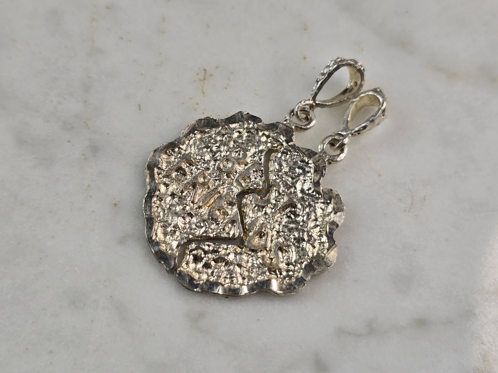 Womens Vintage Estate Sterling Silver "BEST FRIEND" Pendant (1 of 3)