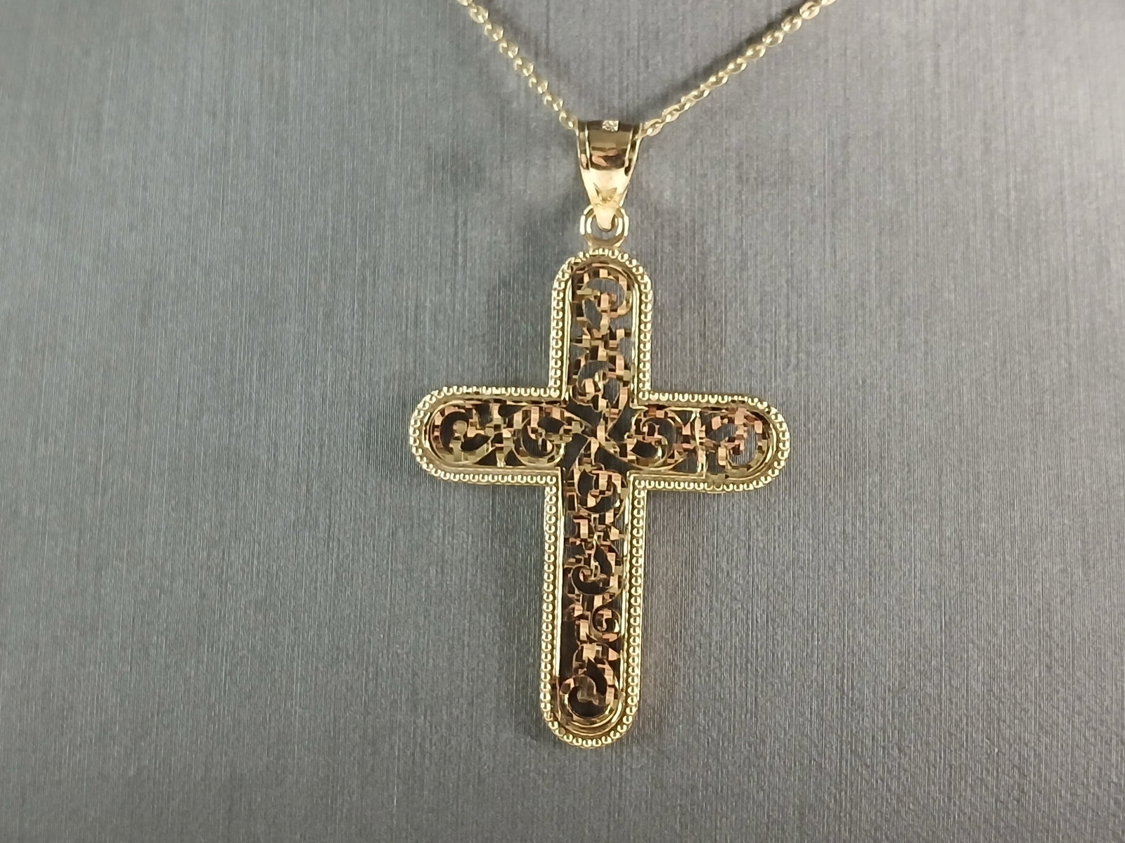 Womens Sterling Silver Gold Tone Religious Cross Pendant Necklace: A VERY NICE STERLING SILVER GOLD TONE RELIGIOUS CROSS NECKLACE THAT WEIGHS 5.0g. THE PENDANT MEASURES 2" LONG BY 1 1/4" WIDE. THE NECKLACE MEASURES 18" LONG AND IS ADJUSTABLE TO 16" LONG. ANY QUESTION