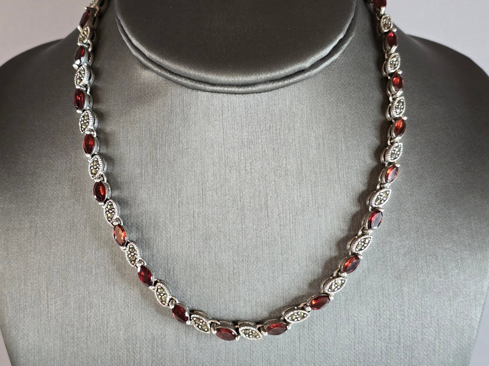 Womens Vintage Estate Sterling Silver Modernist Necklace (1 of 3)