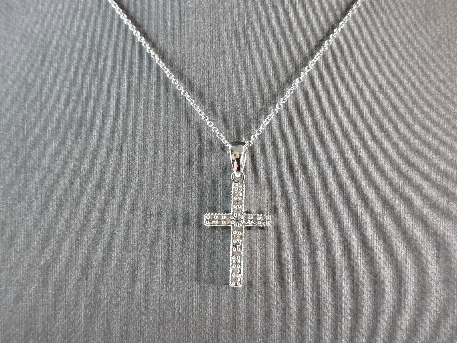 Womens 14K White Gold Necklace w/ 10k White Gold Diamond Cross Pendant (1 of 5)