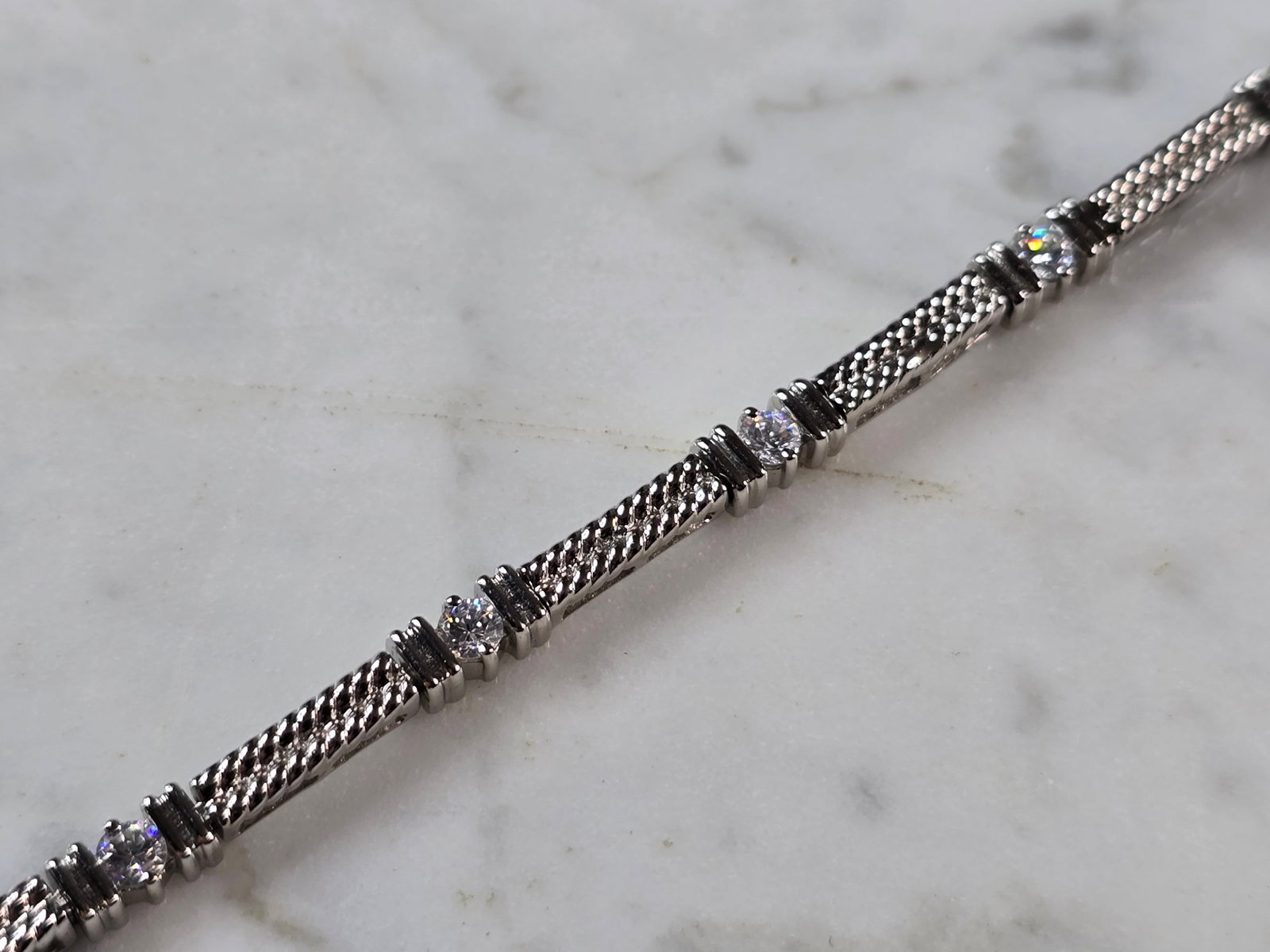 Womens Vintage Estate Sterling Silver Modernist CZ Bracelet (1 of 3)