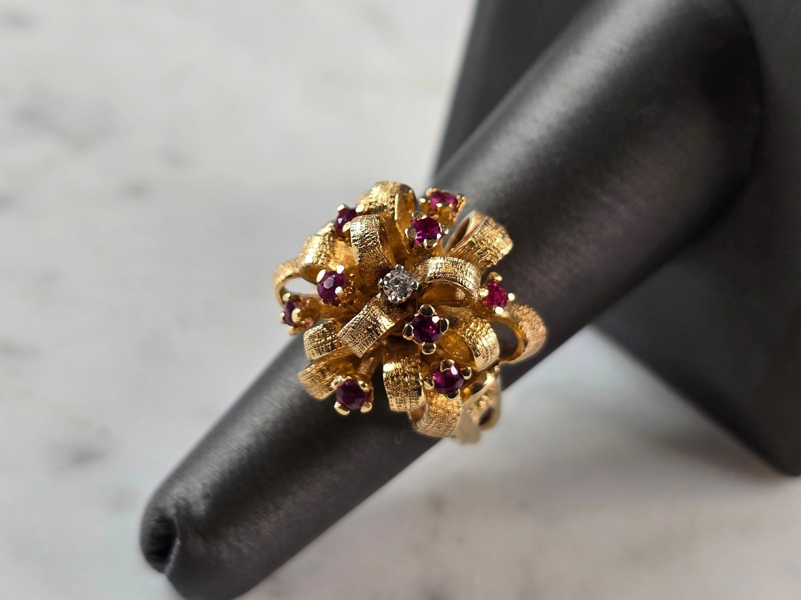 Womens Vintage Estate 14K Gold Ruby Diamond Cocktail Ring (1 of 5)