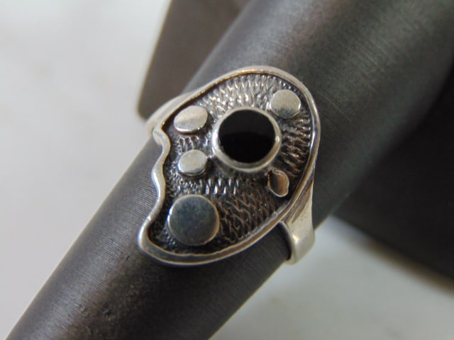 Womens Vintage Estate Sterling Silver Modern Abstract Onyx ? Ring (1 of 5)