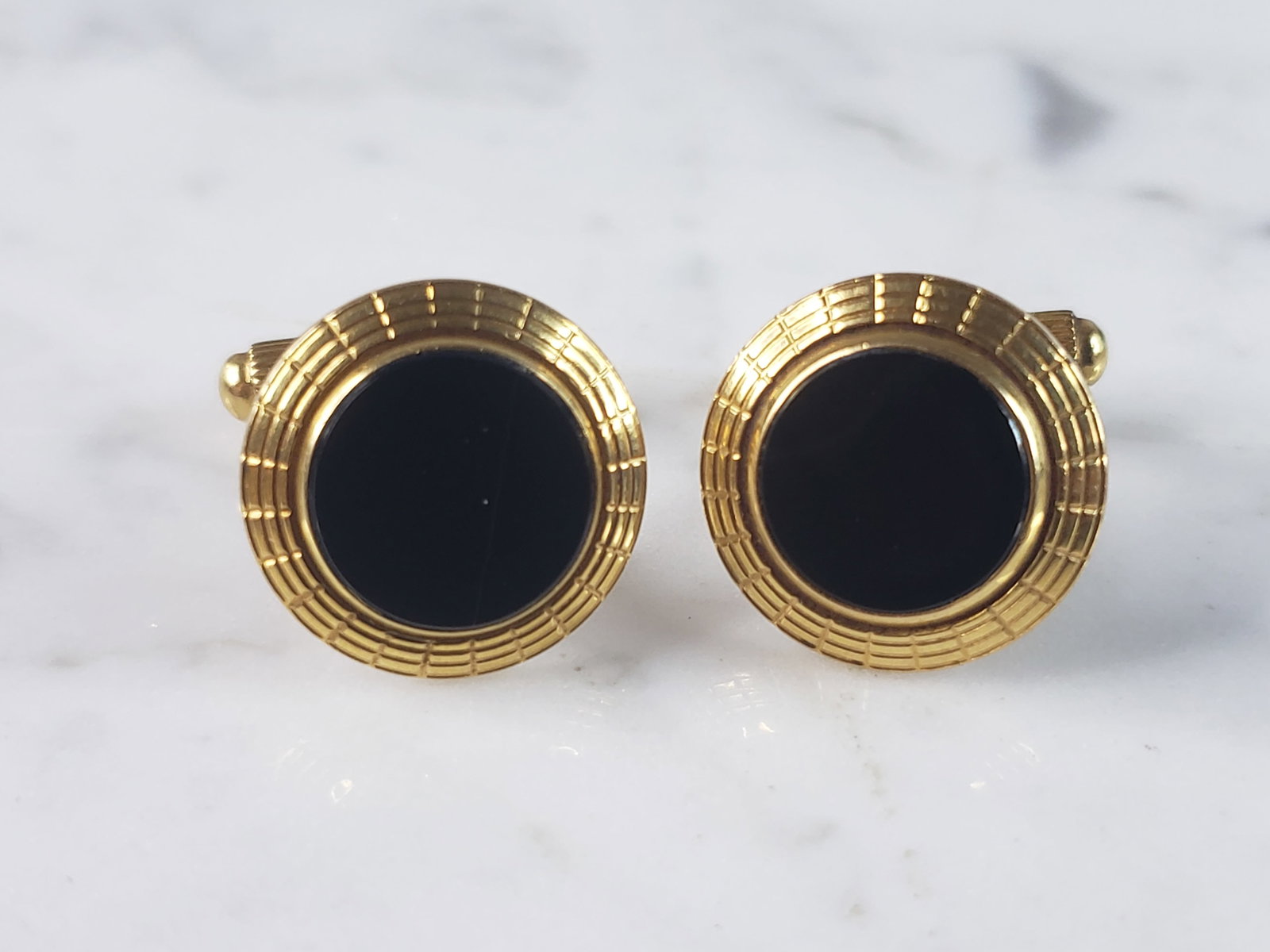 Mens Vintage Estate 18k Yellow Gold Onyx Cufflinks (1 of 3)