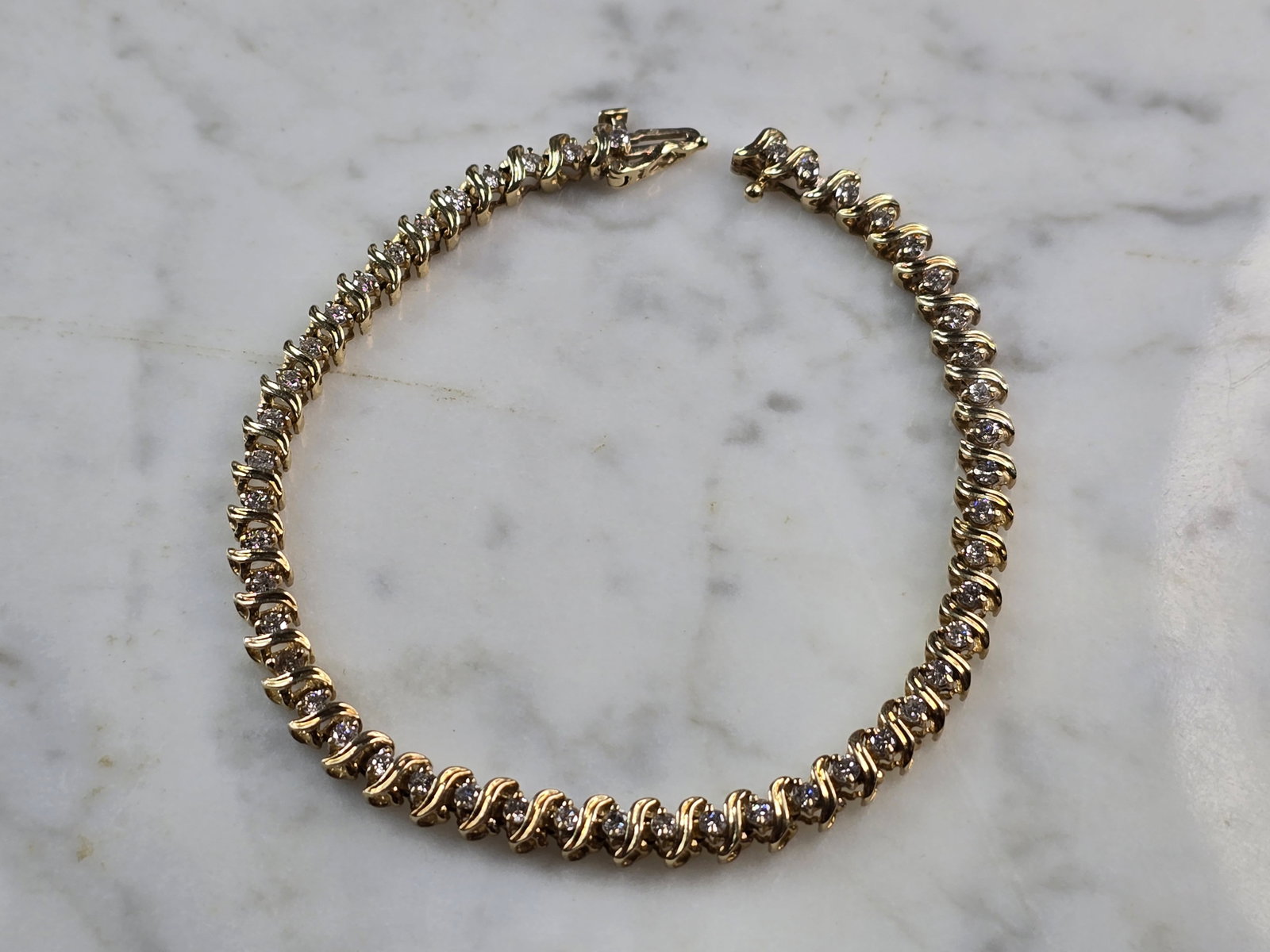 Womens Vintage Estate 14K Yellow Gold Diamond Tennis Bracelet (1 of 4)