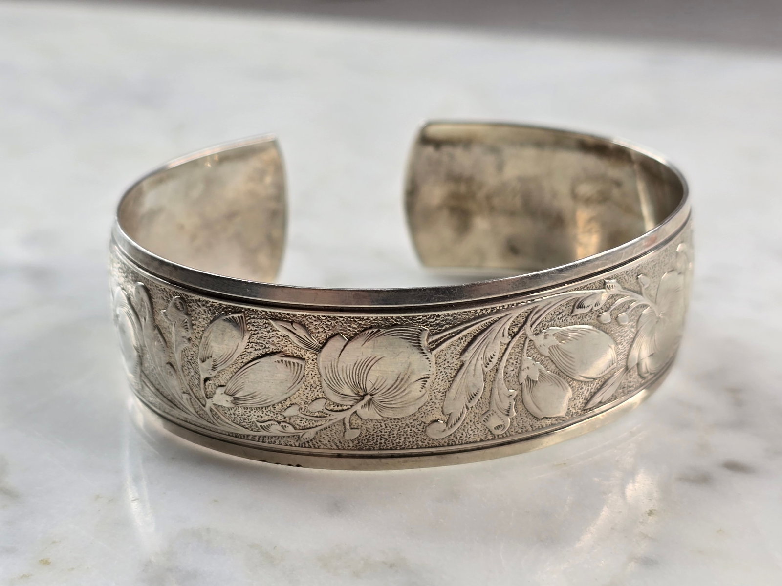 Womens Vintage Estate Sterling Silver Danecraft Floral Cuff Bracelet (1 of 5)