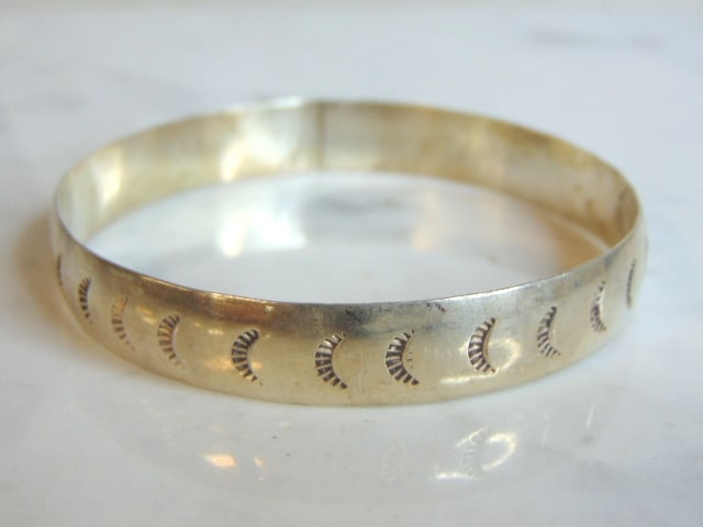 Womens Vintage Estate Sterling Silver Bracelet (1 of 2)