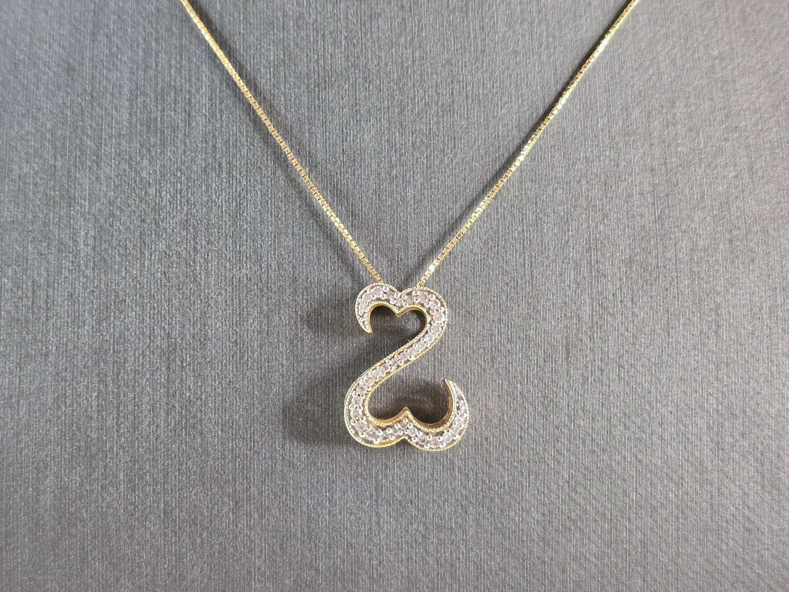 Jane Seymore 14K Gold Necklace W/ Open Heart Diamond Pendant (1 of 4)