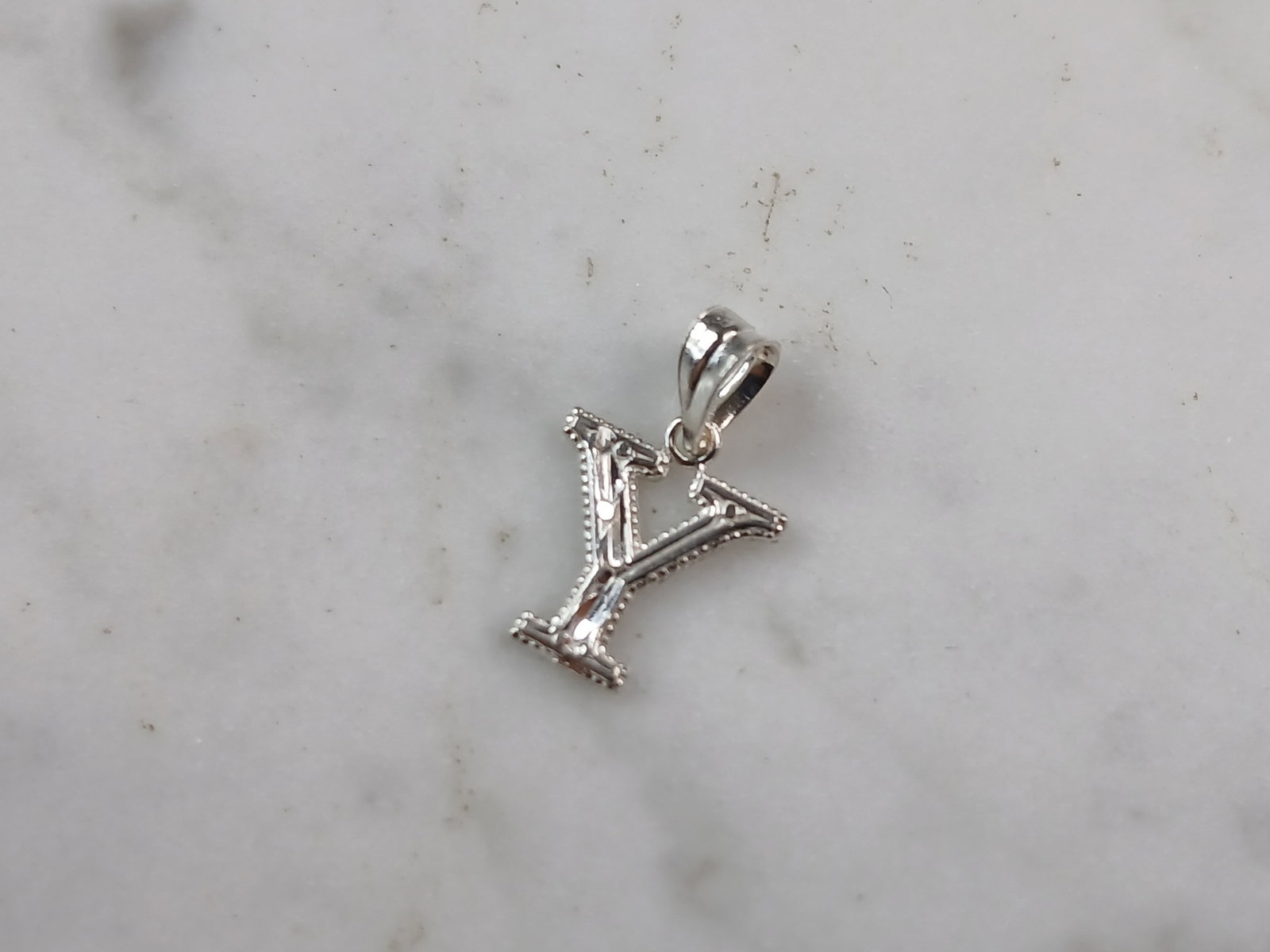 Womens Sterling Silver Initial Letter " Y " Pendant