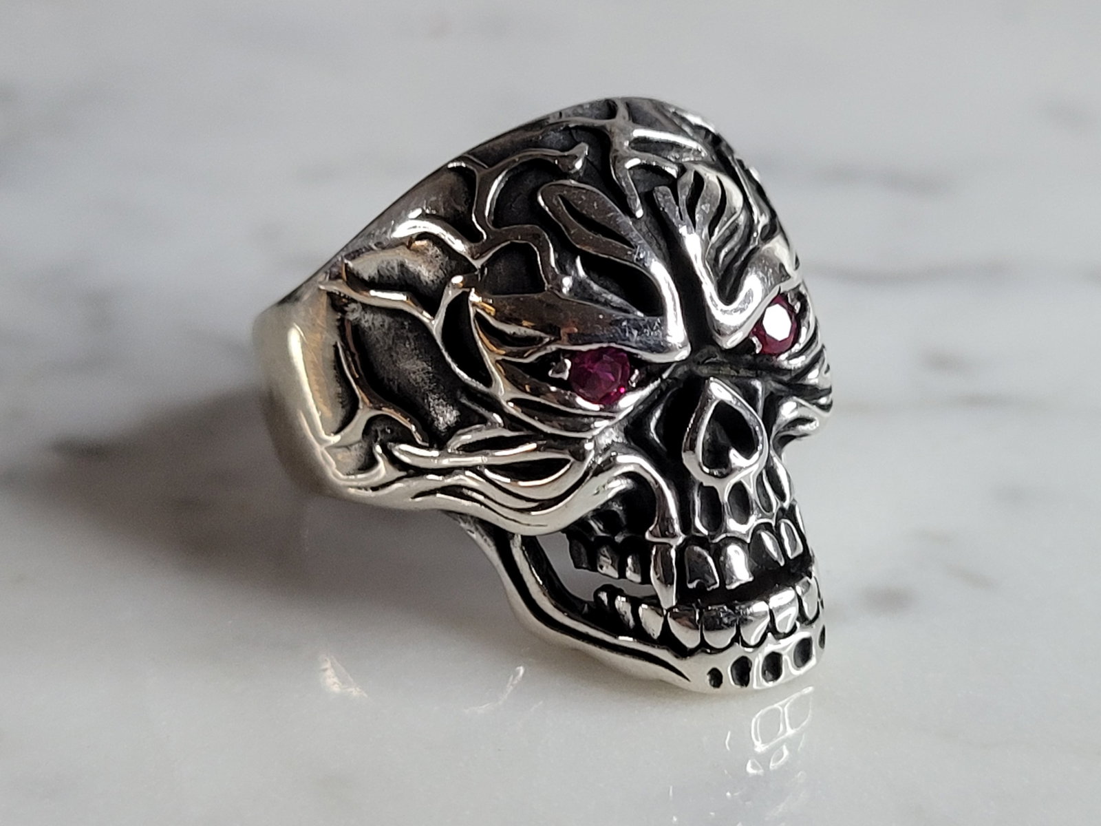 Mens Sterling Silver Ruby Eyed Skull Ring - 4