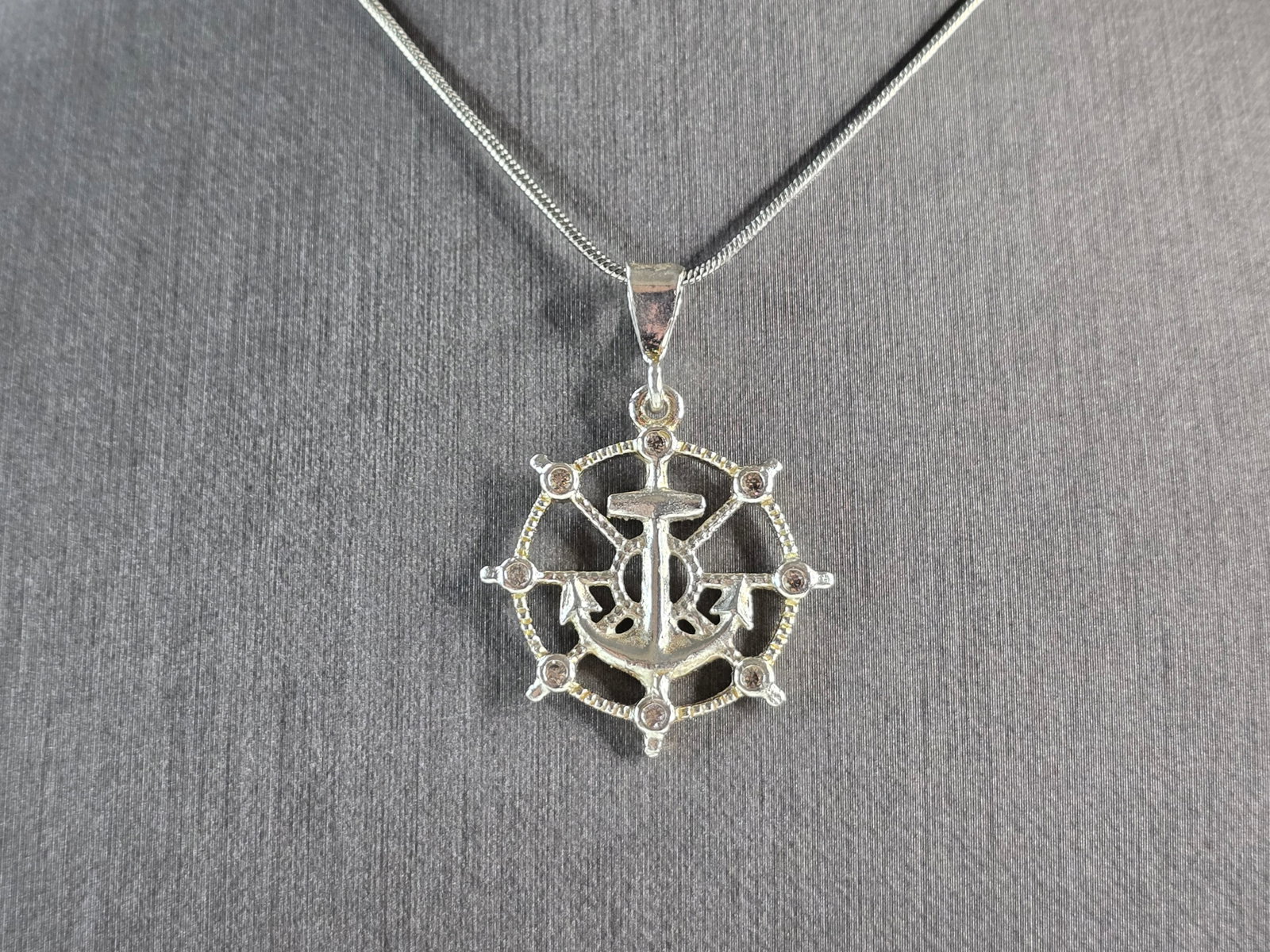 Vintage Estate Sterling Silver Maritime Anchor Pendant Necklace (1 of 4)