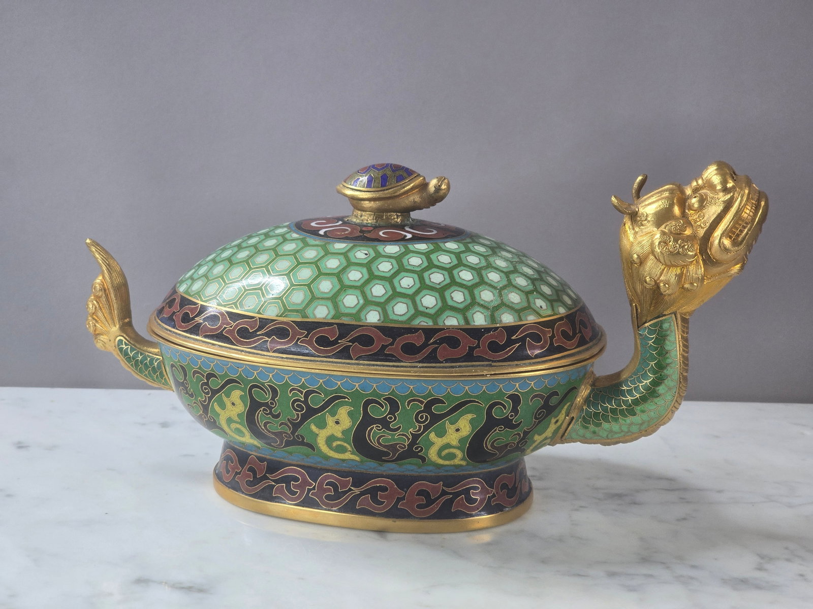 VINTAGE ANTIQUE CHINESE CLOISONNE DRAGON TURTLE FIGURE: A BEAUTIFUL VINTAGE ANTIQUE CHINESE CLOISONNE DRAGON TURTLE FIGURE OR STATUE THAT MEASURES ABOUT 5" TALL BY 10 1/2" LONG BY ABOUT 6 1/2" WIDE. VERY GOOD CONDITION. AN INCREDIBLE DECORATIVE PIECE WITH 