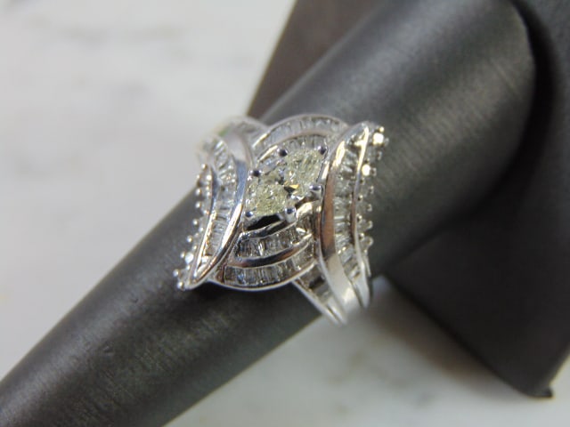 Womens Vintage Sterling Silver Diamond Engagement Ring (1 of 4)