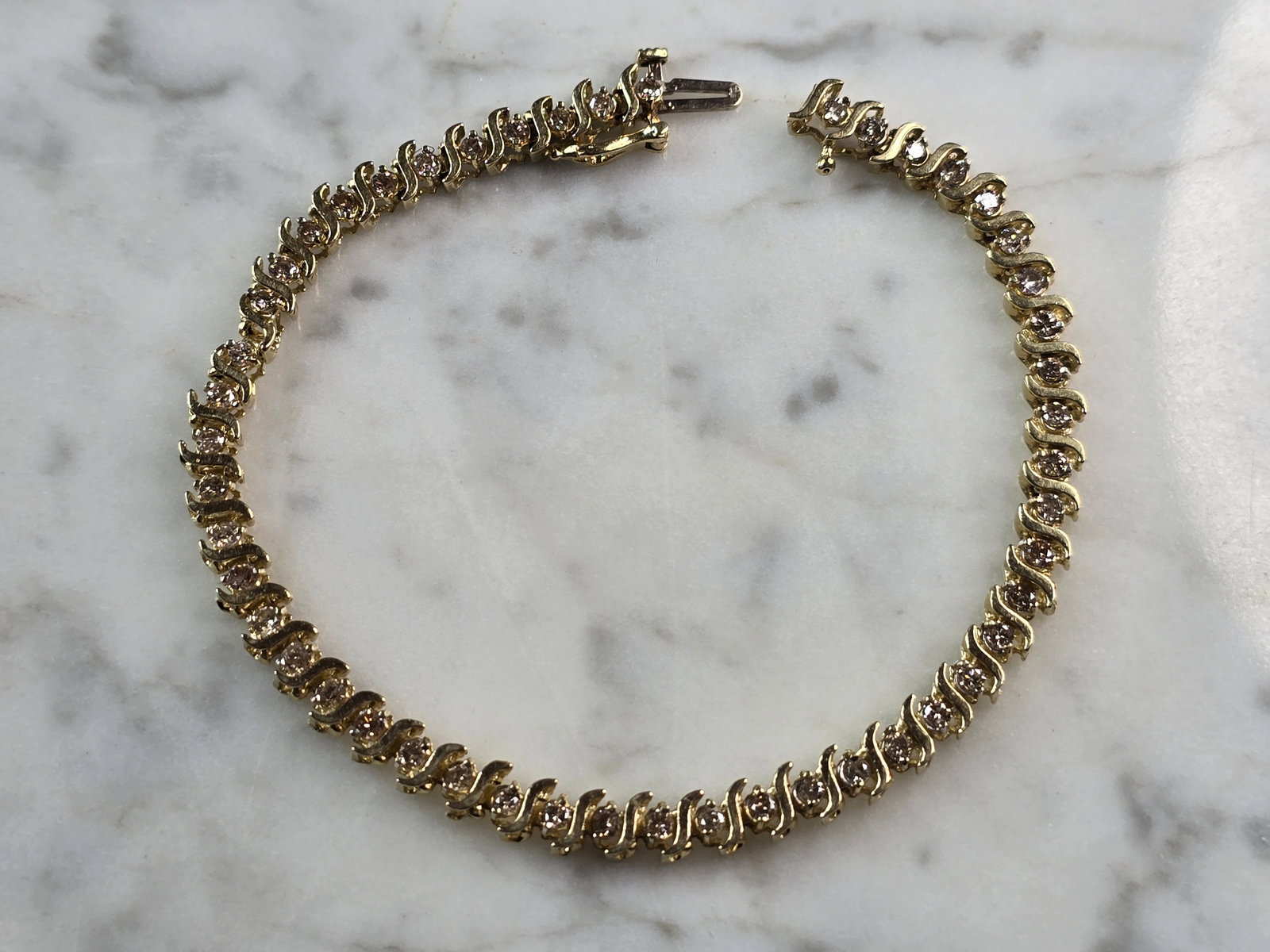 Womens Vintage Estate 14K Gold Diamond Tennis Bracelet (1 of 5)