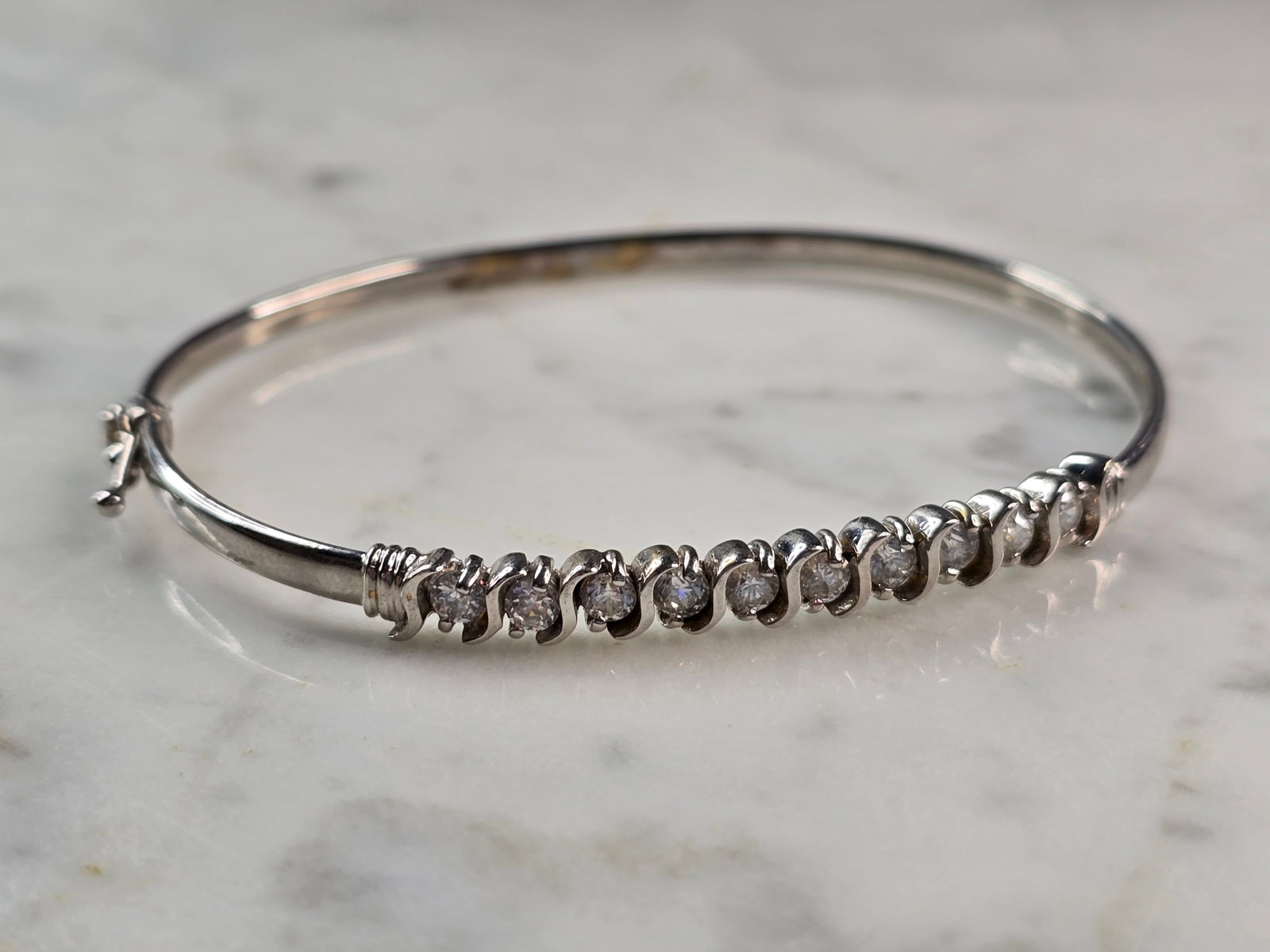 Womens Vintage Estate 14k White Gold CZ Bangle Bracelet (1 of 4)