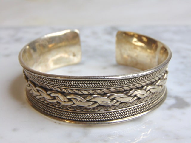 Womens Vintage Estate Sterling Silver Cuff Bracelet (1 of 2)