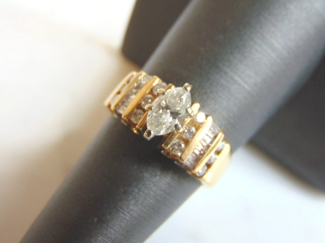 Womens Vintage 14K Yellow Gold .92cts Diamond Ring (1 of 5)