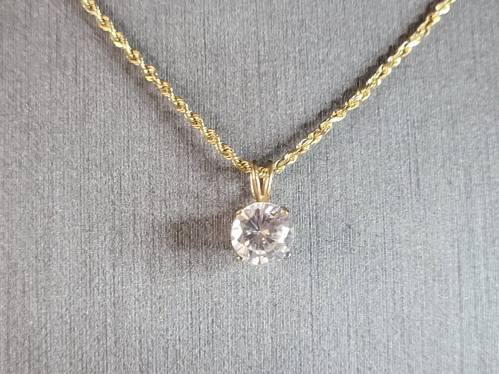 Womens Vintage Estate 14K Gold Necklace w/ CZ Pendant (1 of 4)