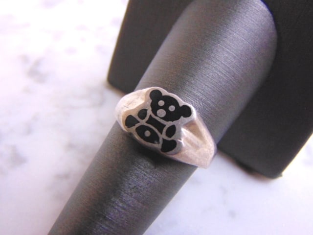 Womens Vintage Estate Sterling Silver Teddy Bear Ring (1 of 4)